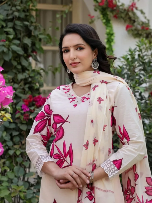 Floral Elegance Cream Kurta Set - Image 8