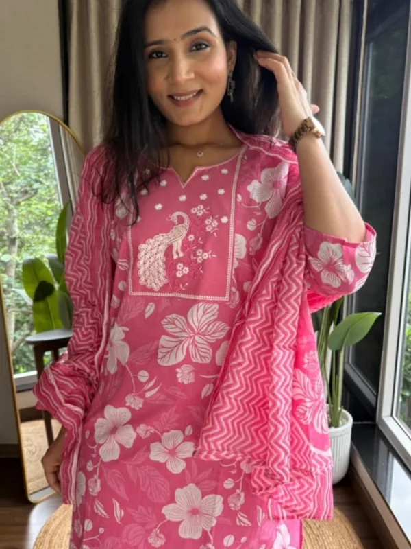 Graceful Threads – Jaipuri Cotton Embroidered Kurti Set - Image 11