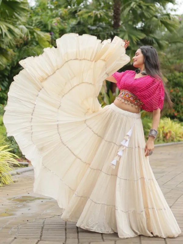 Kutchi Leheriya Royale Lehenga Choli Set - Image 5